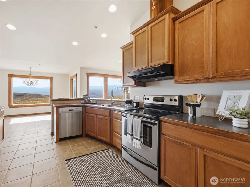 Property photo for 2304 Canyon Hills Drive, East Wenatchee photo 13