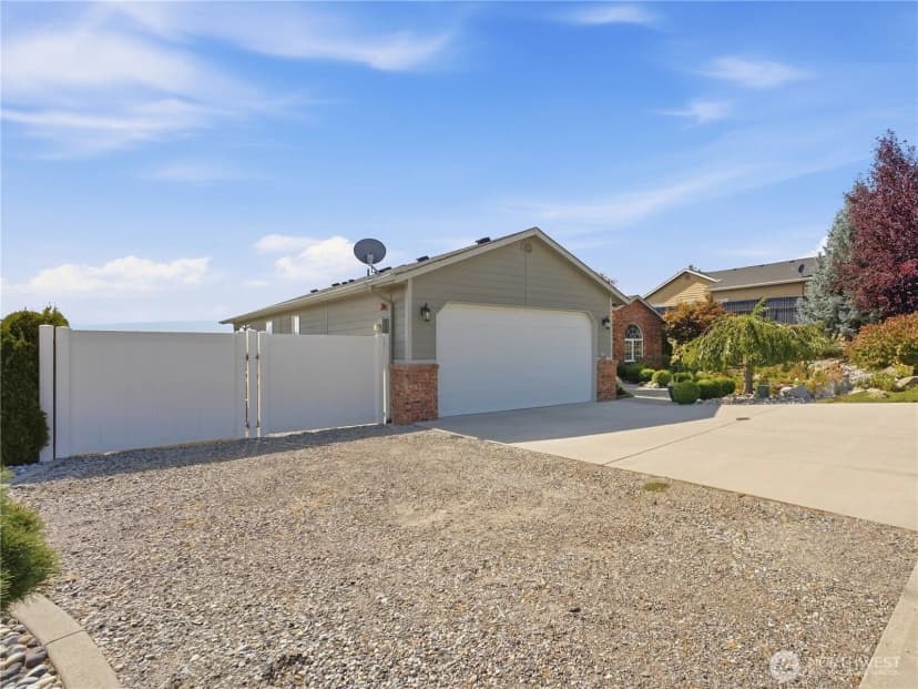 Property photo for 2304 Canyon Hills Drive, East Wenatchee photo 33