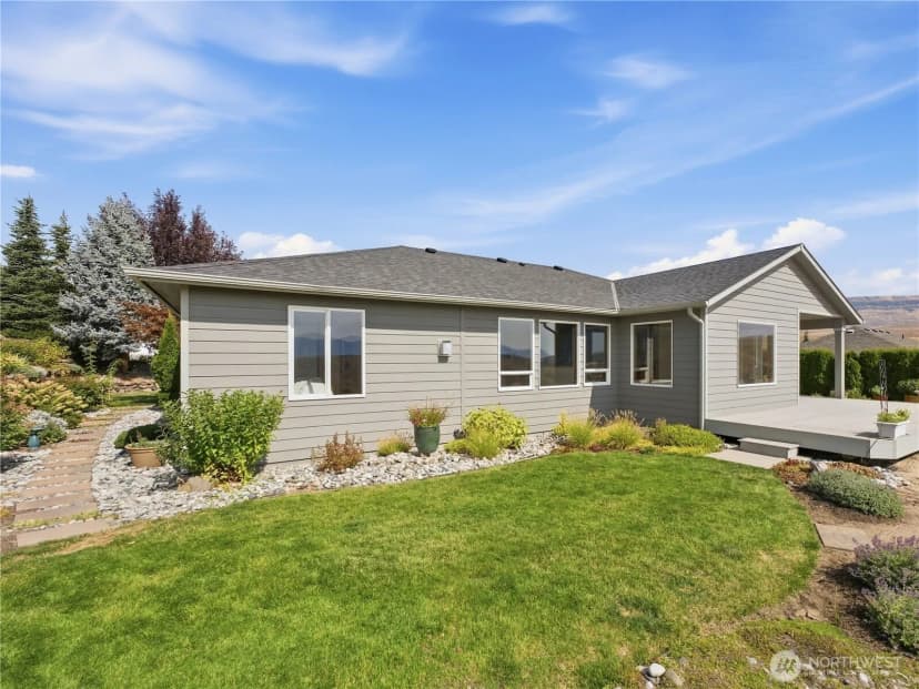 Property photo for 2304 Canyon Hills Drive, East Wenatchee photo 35