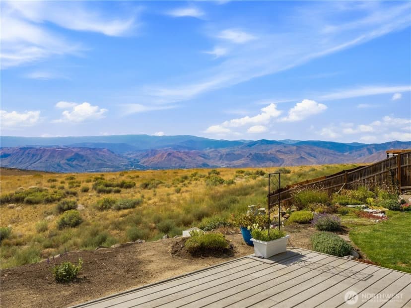 Property photo for 2304 Canyon Hills Drive, East Wenatchee photo 39