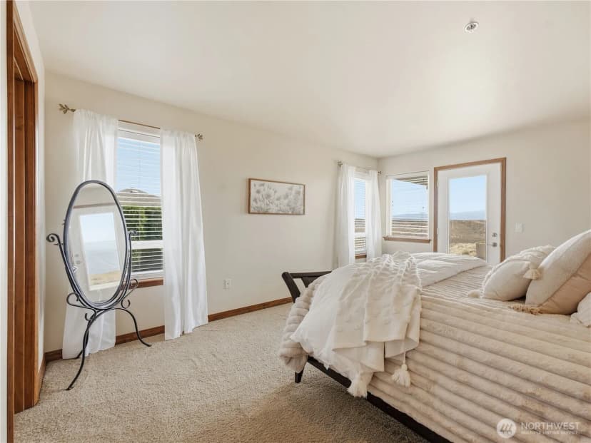 Property photo for 2304 Canyon Hills Drive, East Wenatchee photo 18