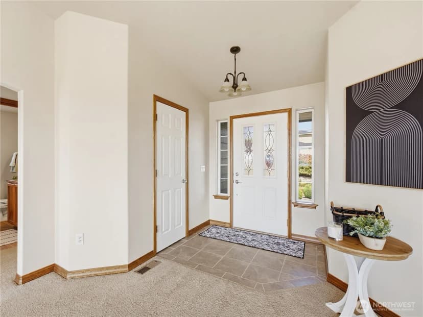 Property photo for 2304 Canyon Hills Drive, East Wenatchee photo 4