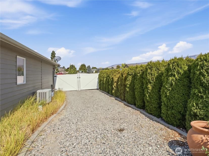 Property photo for 2304 Canyon Hills Drive, East Wenatchee photo 40