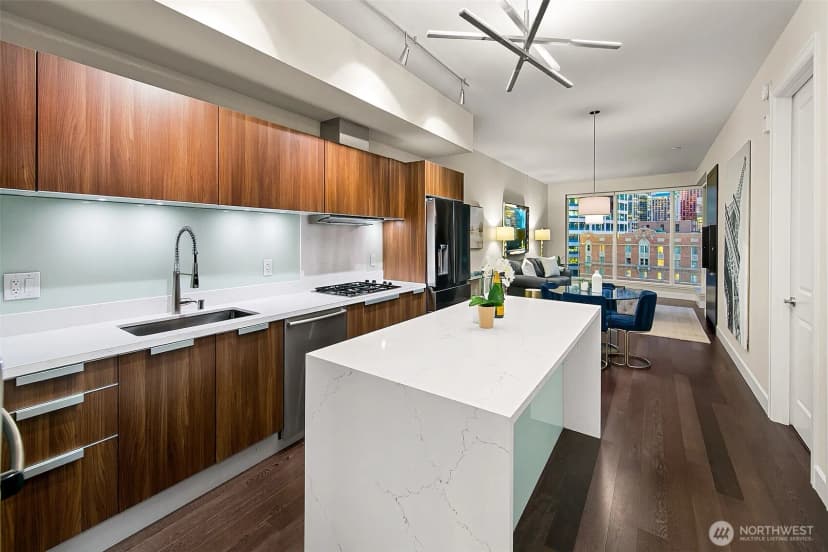 Property photo for 1920 4th Avenue #1106, Seattle photo 12