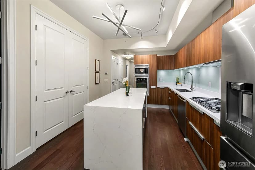 Property photo for 1920 4th Avenue #1106, Seattle photo 14