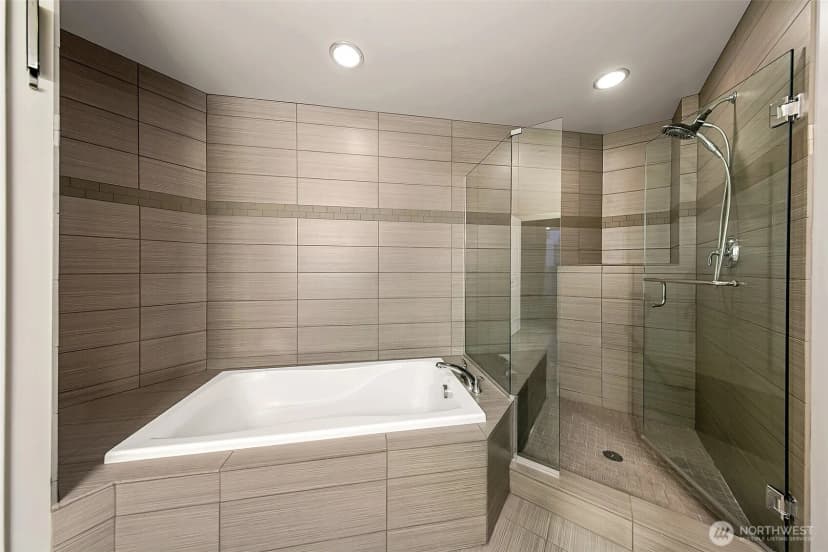 Property photo for 1920 4th Avenue #1106, Seattle photo 24