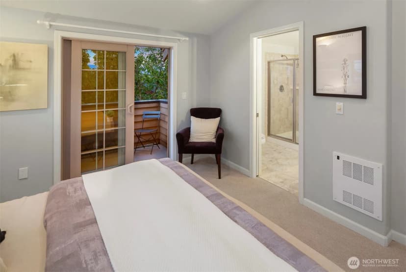 Property photo for 2112 Warren Avenue N #b, Seattle photo 28