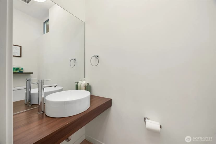 Property photo for 2653 Nw 63rd Street #b, Seattle photo 9