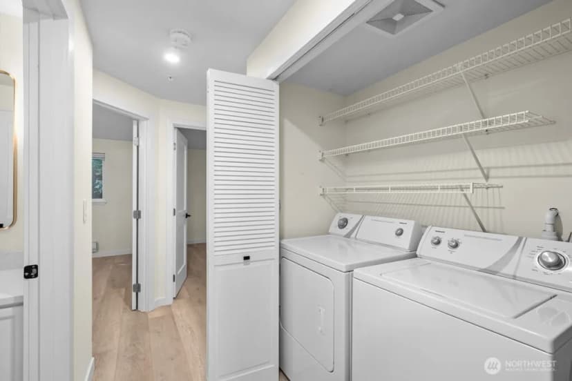 Property photo for 9910 Ne 137th Street #c111, Kirkland photo 15