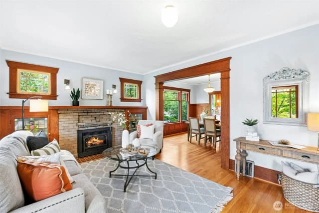 Property photo for 1200 N 44th Street, Seattle photo 5
