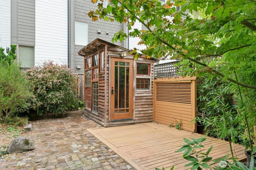 Property photo for 1200 N 44th Street, Seattle photo 24