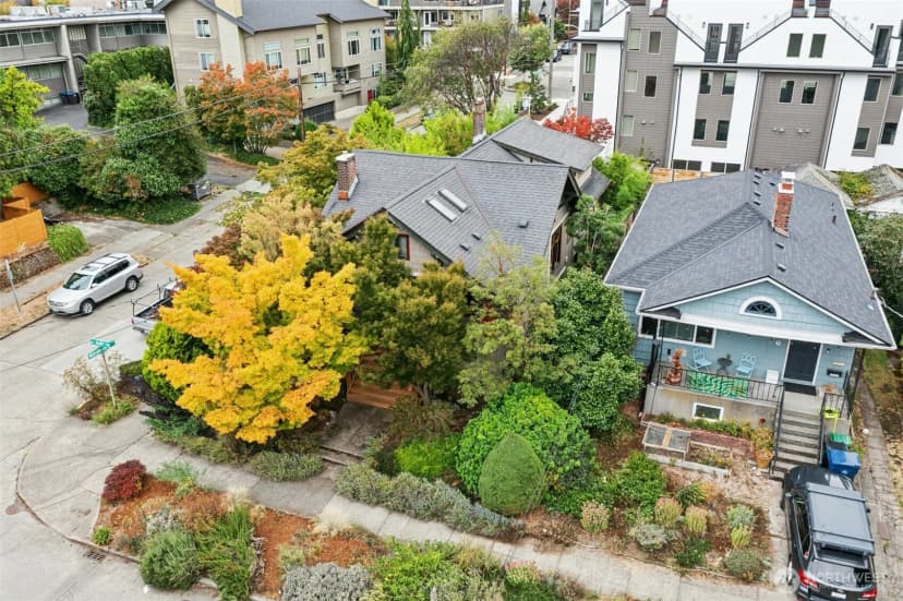 Property photo for 1200 N 44th Street, Seattle photo 28