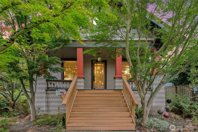 Property photo for 1200 N 44th Street, Seattle