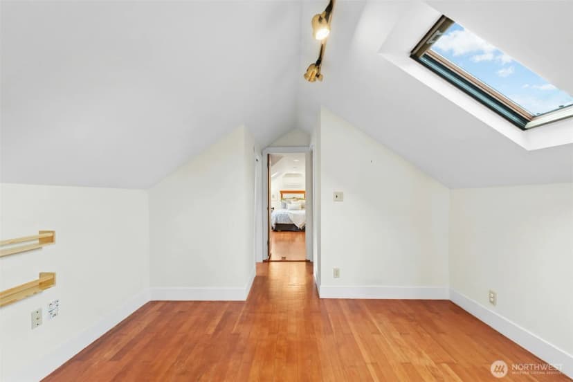 Property photo for 1200 N 44th Street, Seattle photo 21