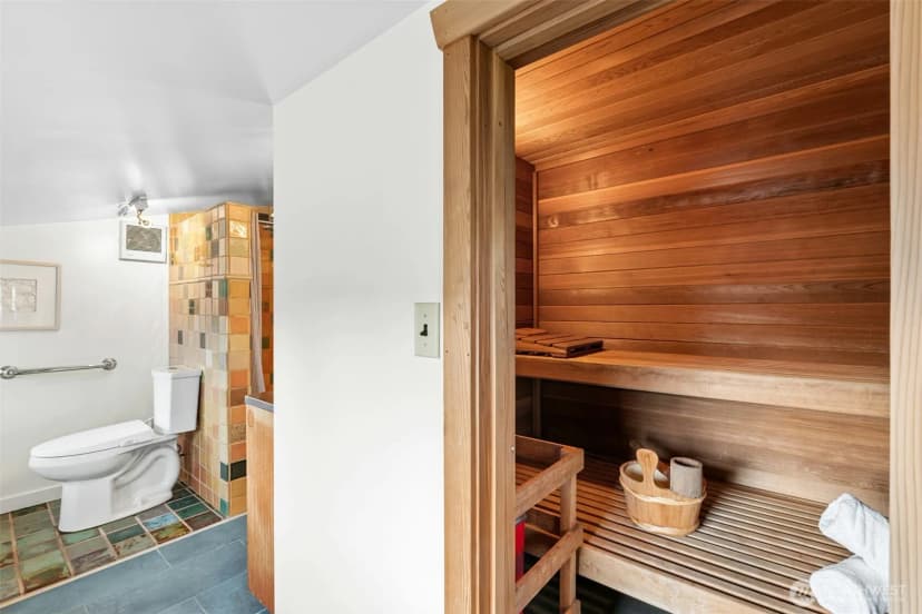 Property photo for 1200 N 44th Street, Seattle photo 20