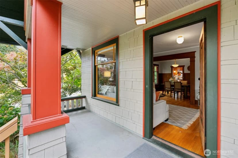 Property photo for 1200 N 44th Street, Seattle photo 2