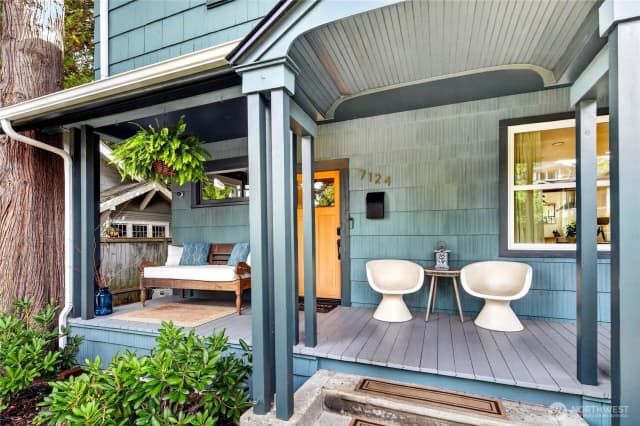 Property photo for 7124 Wright Avenue Sw, Seattle photo 2
