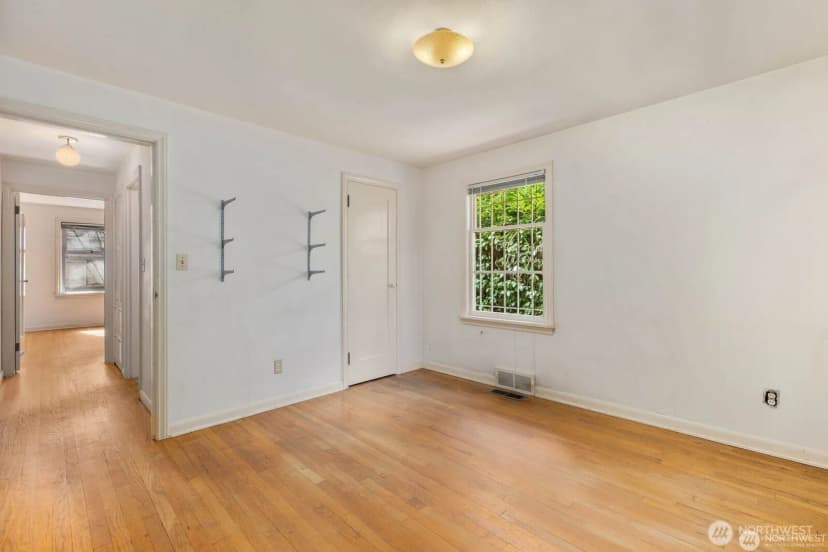 Property photo for 9525 7th Avenue Nw, Seattle photo 12