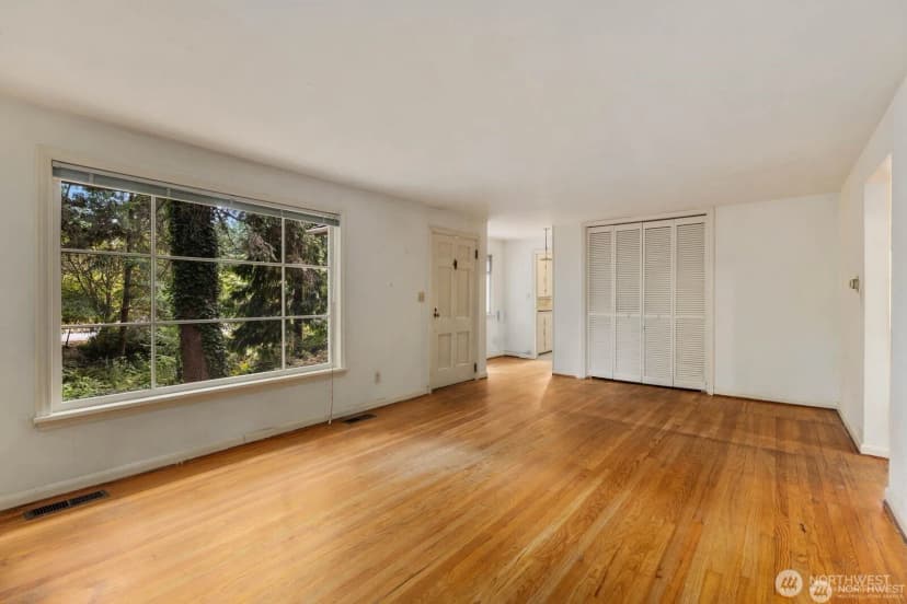 Property photo for 9525 7th Avenue Nw, Seattle photo 8