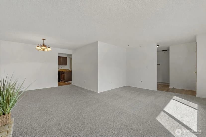 Property photo for 1904 7th Street Sw, Puyallup photo 5