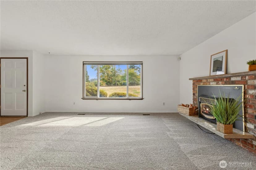 Property photo for 1904 7th Street Sw, Puyallup photo 6