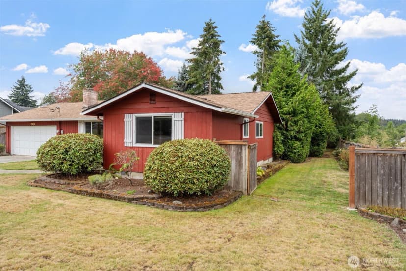 Property photo for 1904 7th Street Sw, Puyallup photo 25