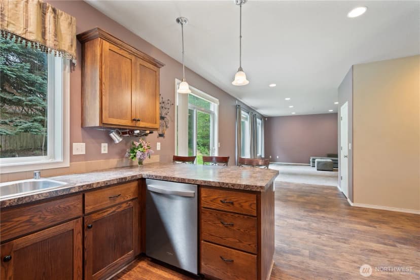 Property photo for 2208 Coal Creek, Longview photo 6