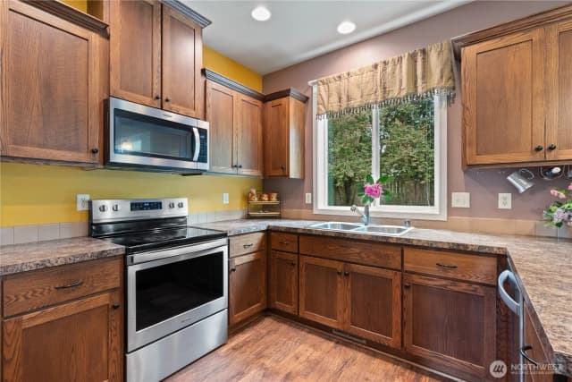 Property photo for 2208 Coal Creek, Longview photo 5