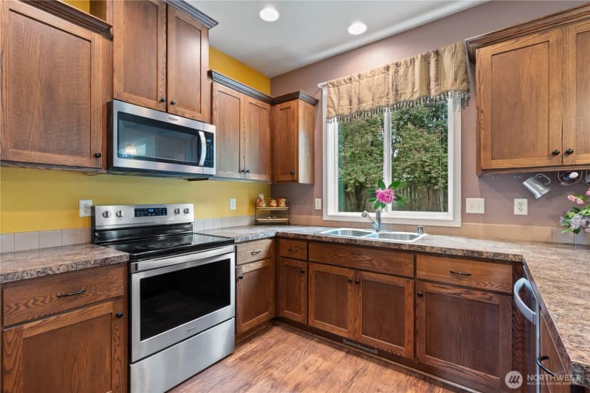 Property photo for 2208 Coal Creek, Longview photo 5
