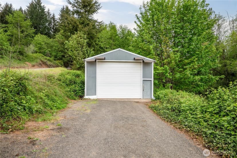 Property photo for 2208 Coal Creek, Longview photo 36