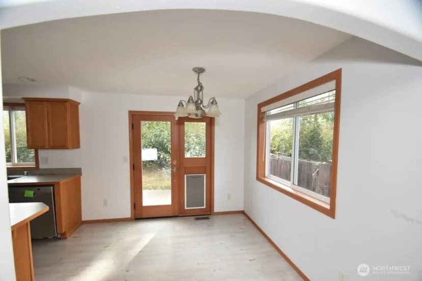Property photo for 7372 Clamdigger Drive, Blaine photo 5