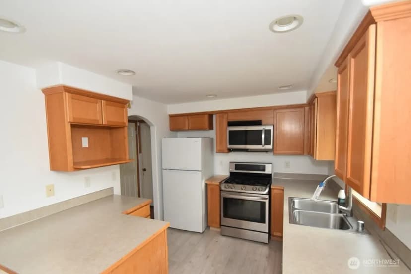 Property photo for 7372 Clamdigger Drive, Blaine photo 8