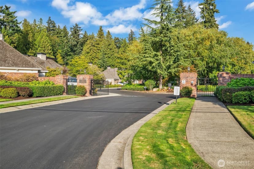 Property photo for 1260 108th Avenue Ne, Bellevue photo 33