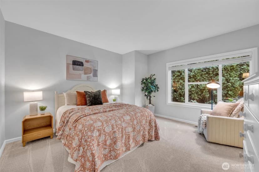 Property photo for 1260 108th Avenue Ne, Bellevue photo 24