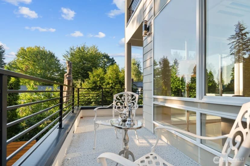 Property photo for 12751 37th Avenue Ne, Seattle photo 6