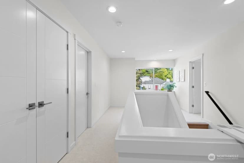 Property photo for 12751 37th Avenue Ne, Seattle photo 16