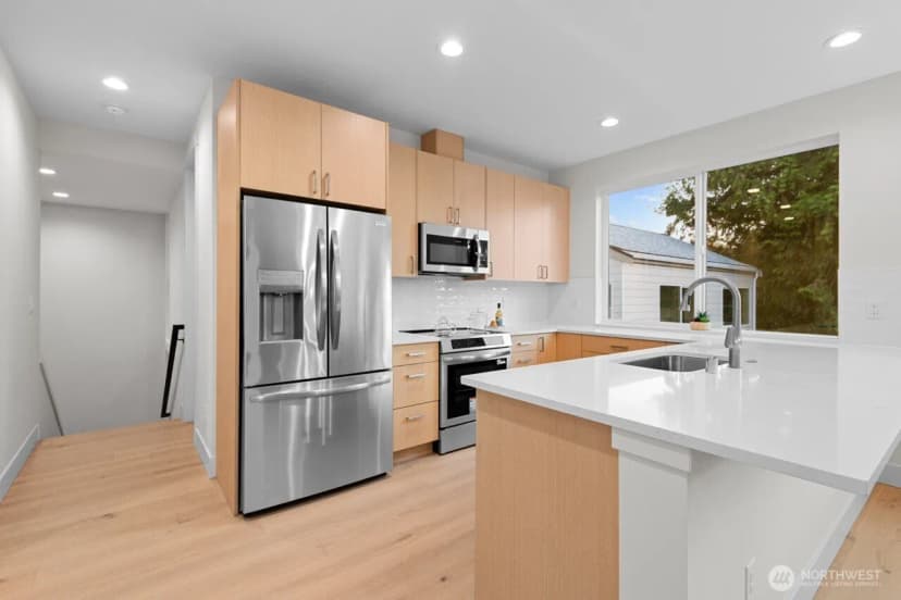 Property photo for 12751 37th Avenue Ne, Seattle photo 10