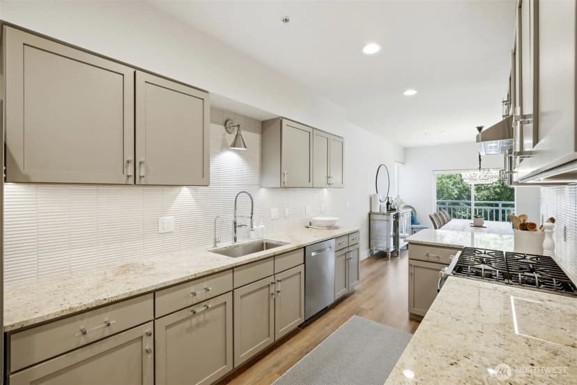 Property photo for 17432 Bothell Way Ne #b-307, Bothell photo 9