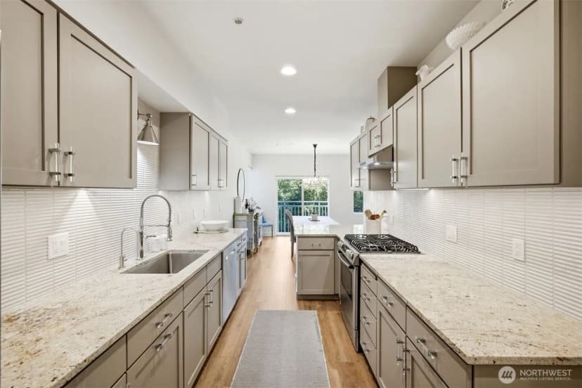 Property photo for 17432 Bothell Way Ne #b-307, Bothell photo 8