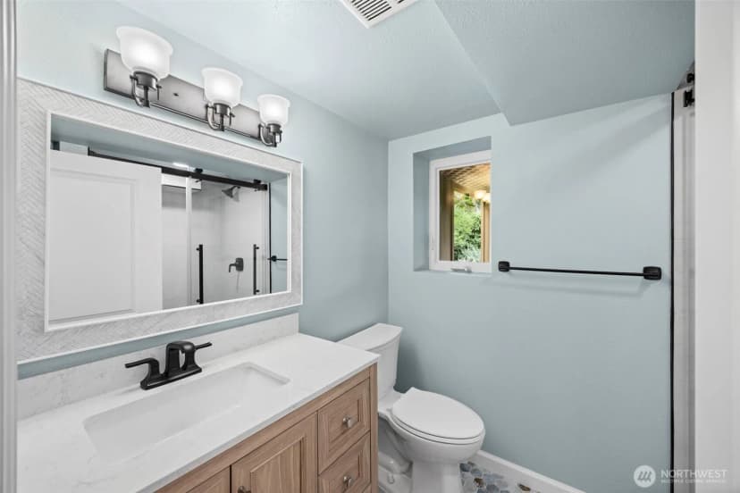 Property photo for 5049 Pullman Avenue Ne, Seattle photo 30