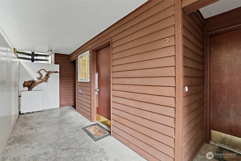 Property photo for 315 13th Avenue E, Seattle photo 9