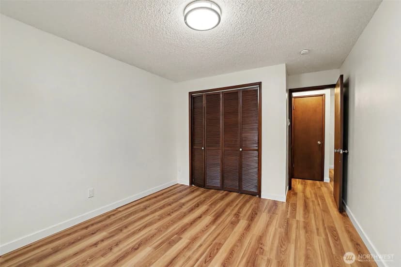 Property photo for 315 13th Avenue E, Seattle photo 8