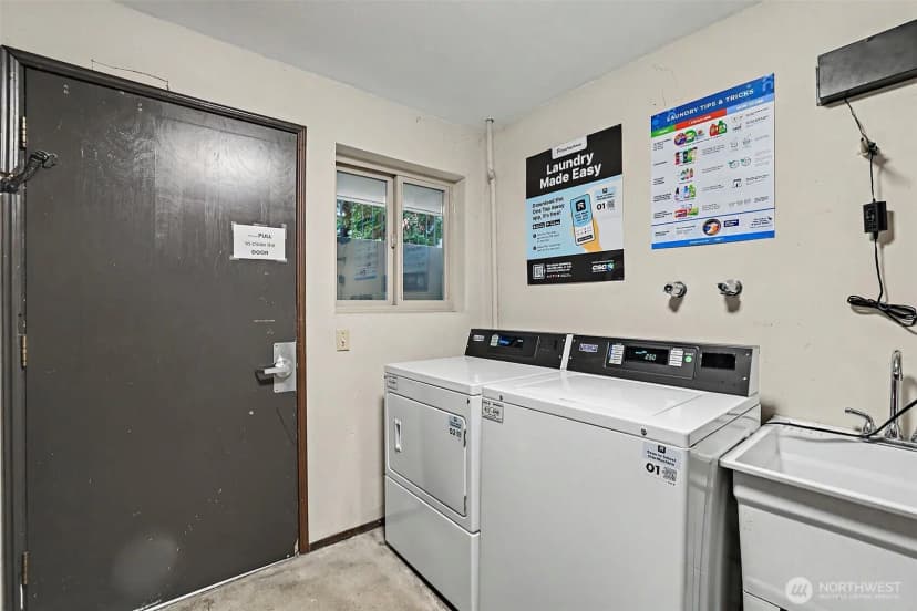 Property photo for 315 13th Avenue E, Seattle photo 12
