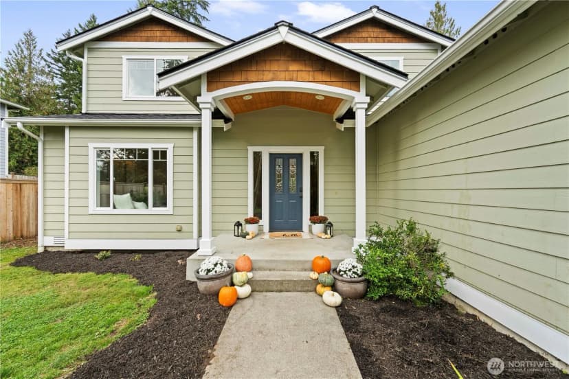 Property photo for 6114 97th Drive Ne, Lake Stevens photo 2