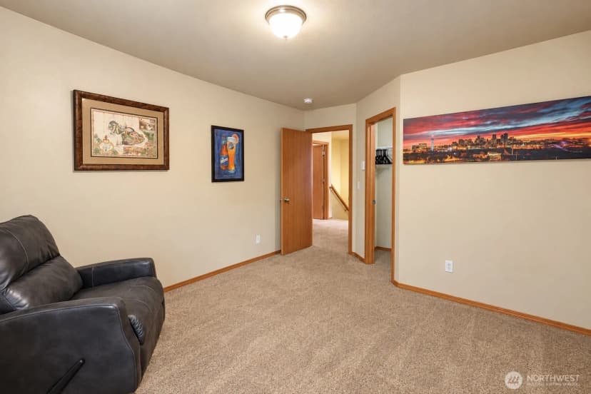Property photo for 996 G Street Sw, Tumwater photo 24