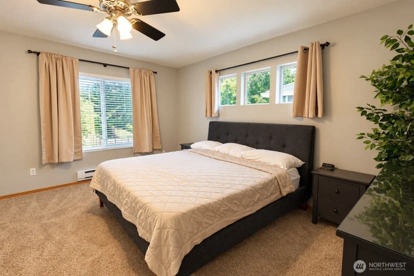 Property photo for 996 G Street Sw, Tumwater photo 15