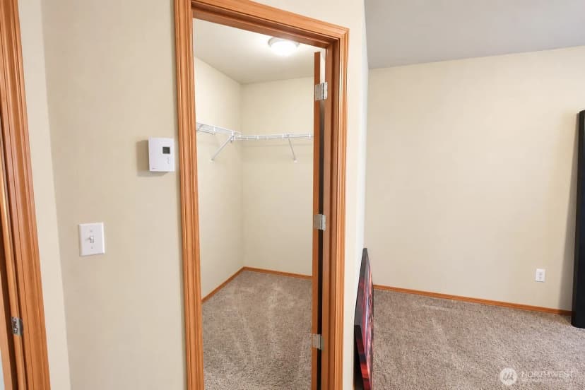 Property photo for 996 G Street Sw, Tumwater photo 23