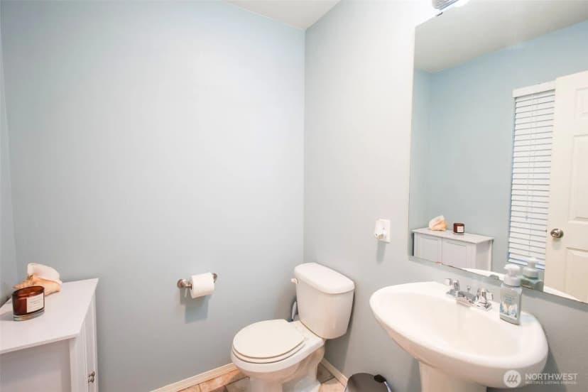 Property photo for 996 G Street Sw, Tumwater photo 14