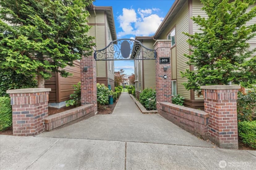 Property photo for 973 Ne Ingram Street #a101, Issaquah photo 2