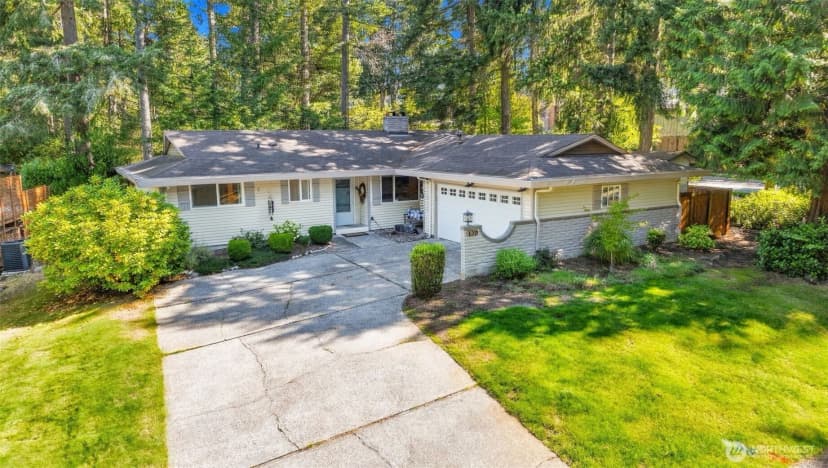 Property photo for 4905 93rd Avenue W, University Place